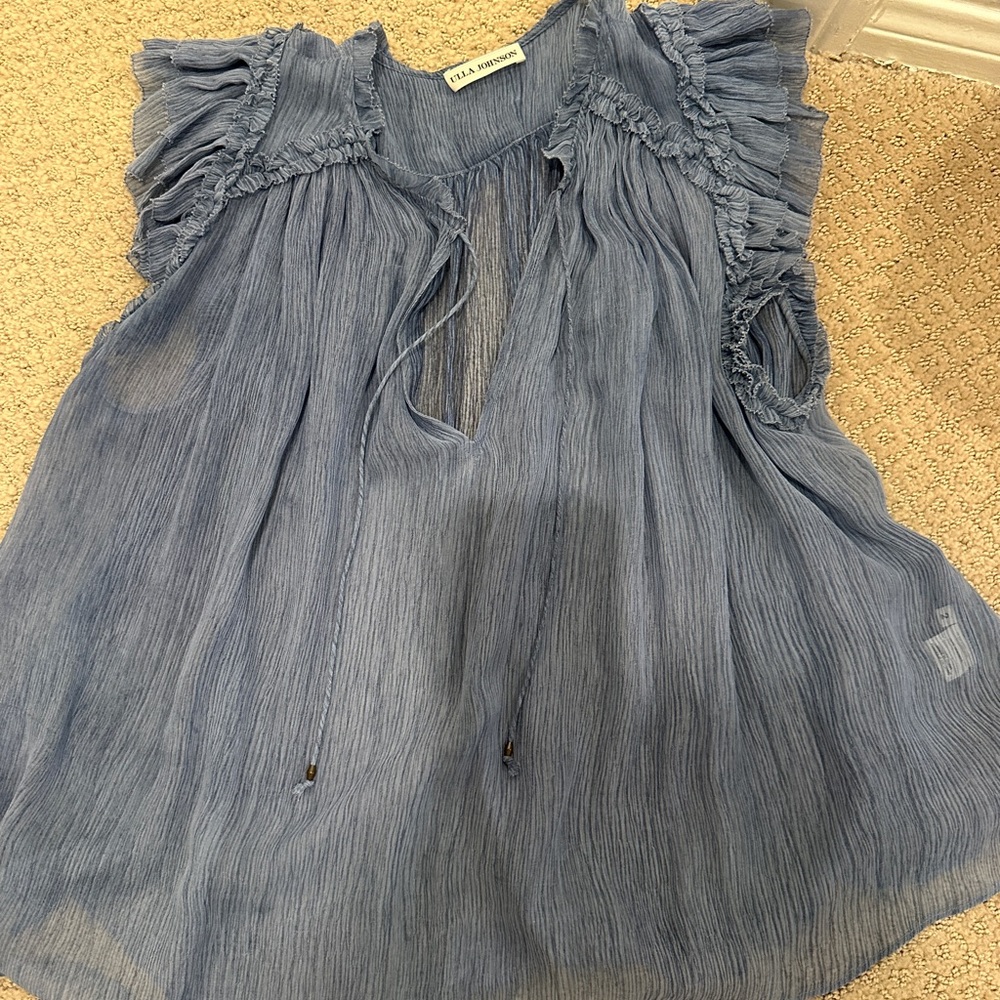 Ulla Johnson 100% silk size 2 shirt and body fitted tank  elegance all day long!